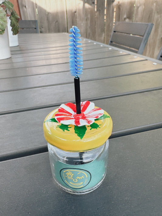Hand-held Hummingbird Feeder