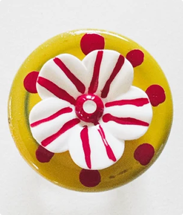 Hand-Held Hummingbird Feeder